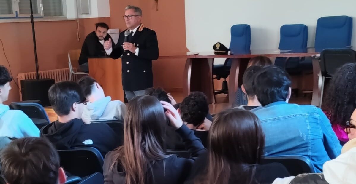 Bullismo e insidie del web, la Polizia&hellip;