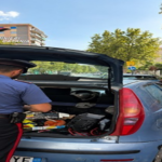 Ruba in un garage e scappa a bordo di un’auto rubata: 49enne incastrato dalle “gazzelle” in viale Vittorio Veneto