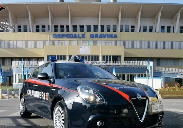 Sente le urla della vicina e salva&hellip;