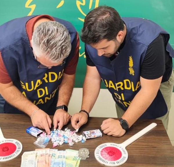 Guardia di Finanza: sequestrati 45 grammi di&hellip;