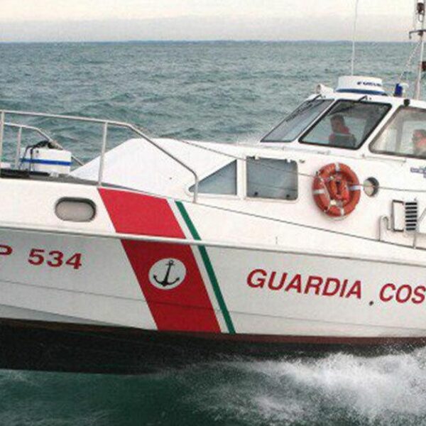 Emergenza a Marettimo: gommone con 25 migranti&hellip;
